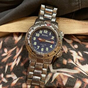 Bulova men quart water resistant 200m